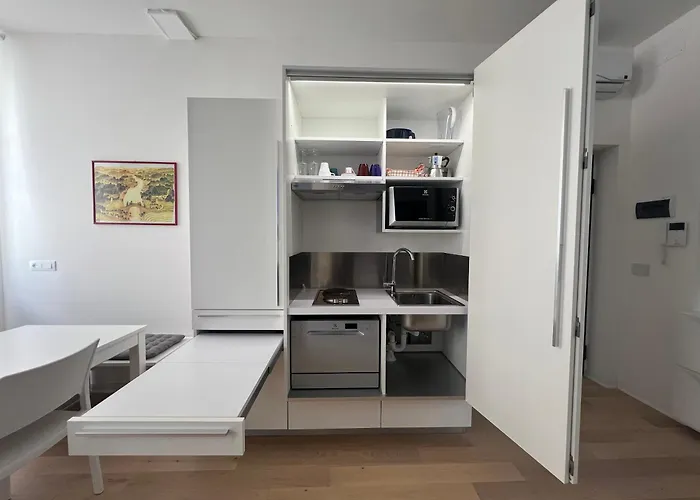 Cozy 1 - Center Train Station Triëst