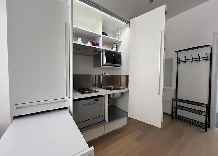 Cozy 1 - Center Train Station Triëst